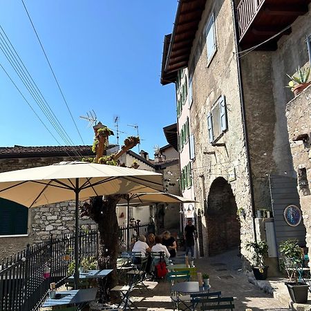 Studios Al Castello Dei Limoni Limone sul Garda Eksteriør bilde